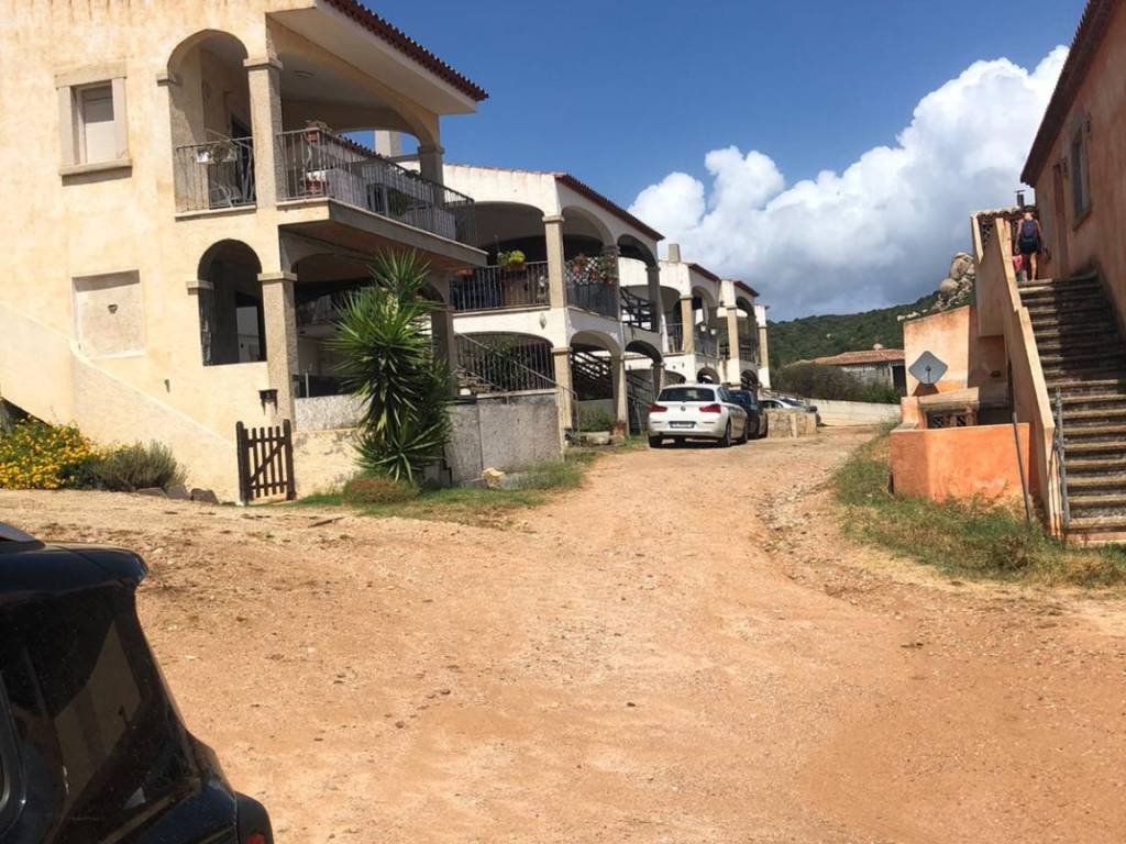 Villetta a schiera a Arzachena in Via Giovanni Fresi - Foto 2