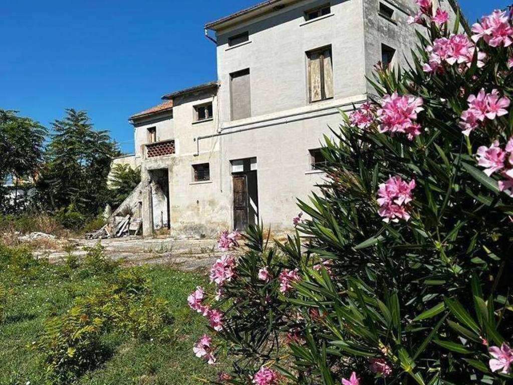 Rustico / casale a Sant'elpidio a mare - Foto 2