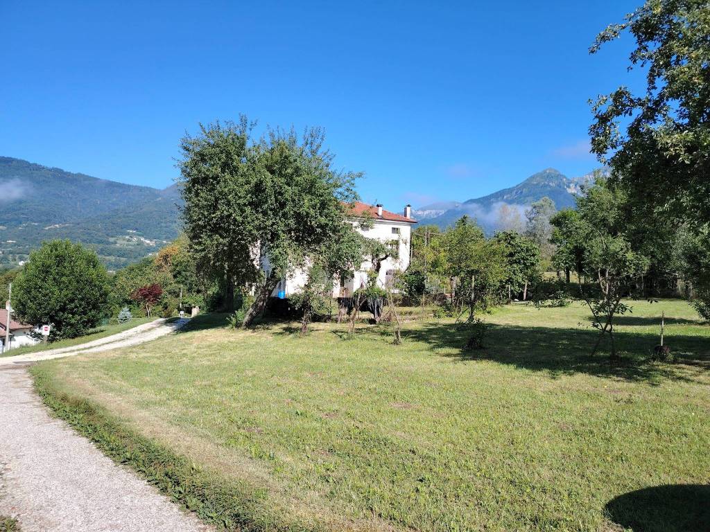 Villa a Feltre in Via Giuseppe Garibaldi, 8 - Foto 3