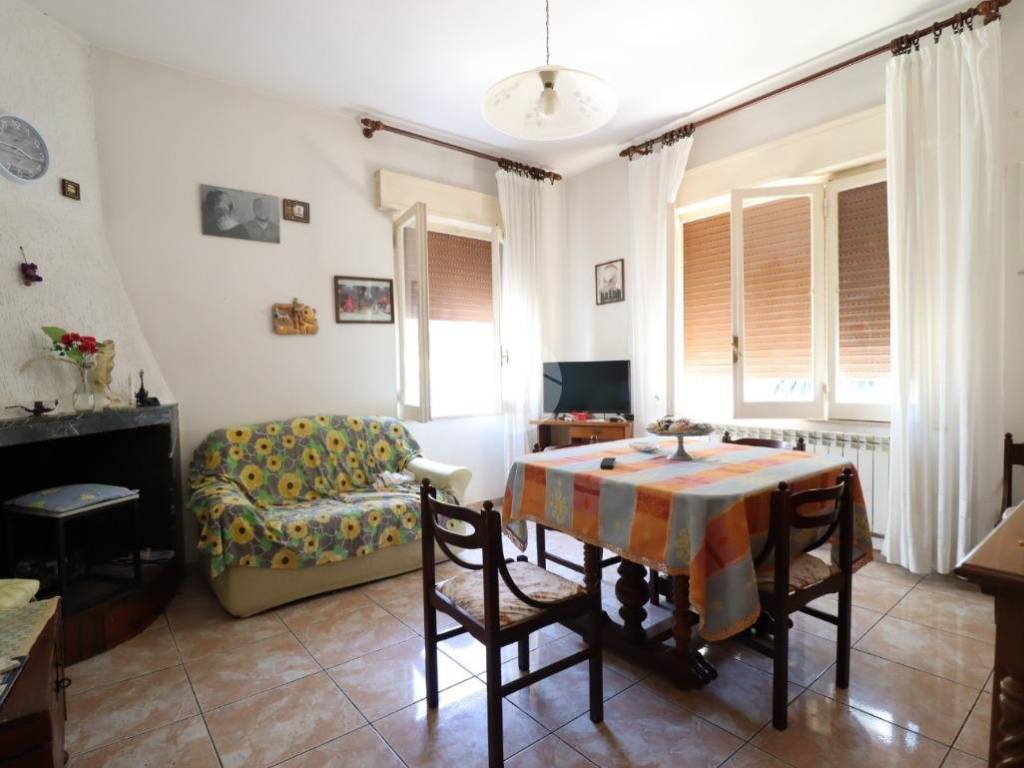 Appartamento a Giulianova in Via Piero Gobetti, 4 - Foto 3