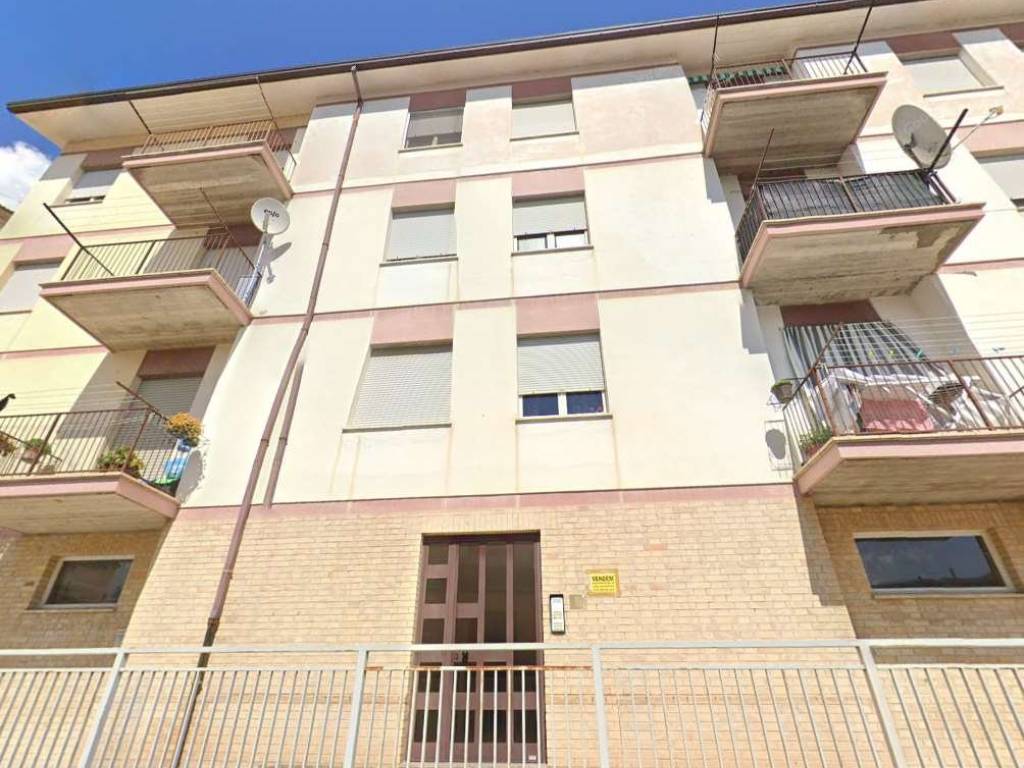 Appartamento a Montegiorgio in Via delle Mura - Foto 2