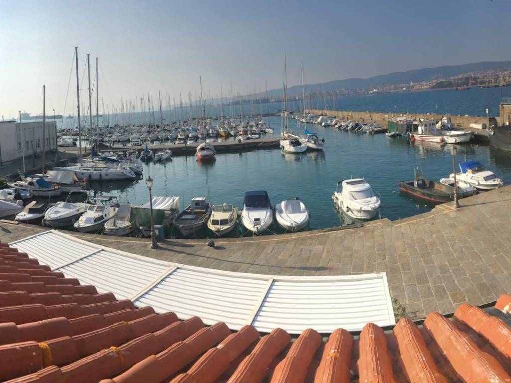 Appartamento a Muggia in Largo Sauro - Foto 2
