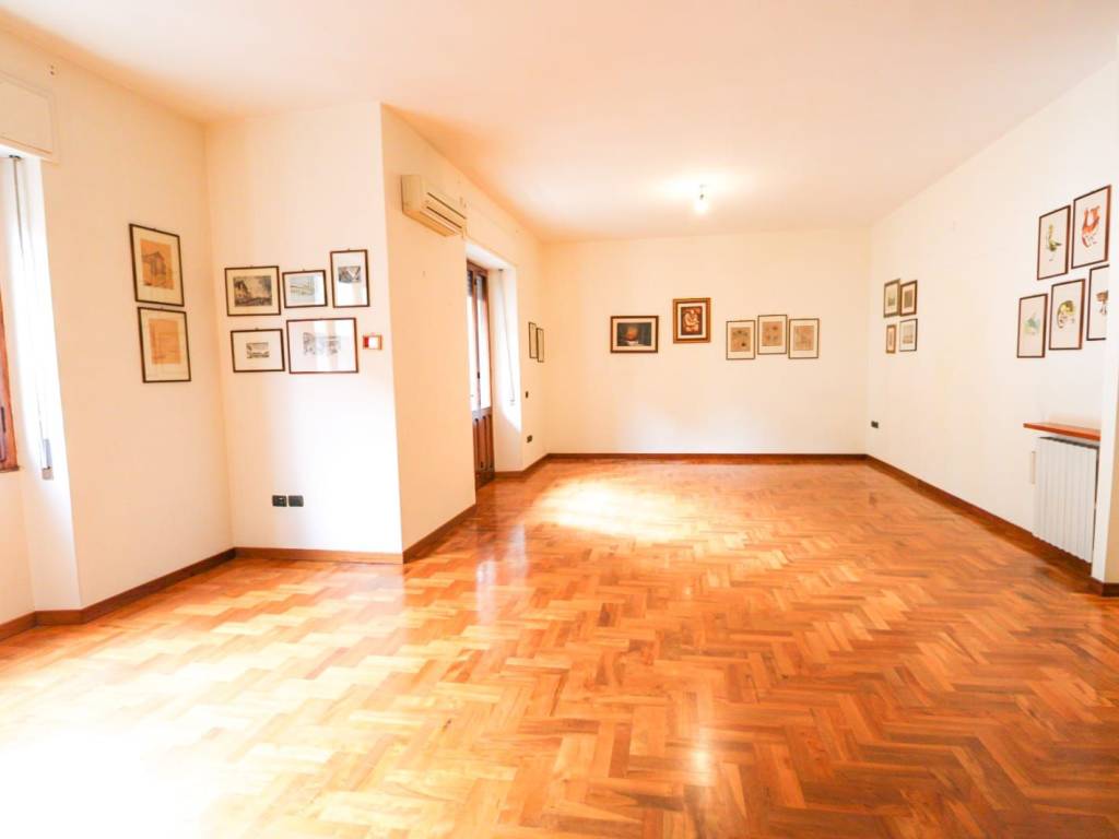 Appartamento a Cagliari in Via Goffredo Mameli - Foto 1