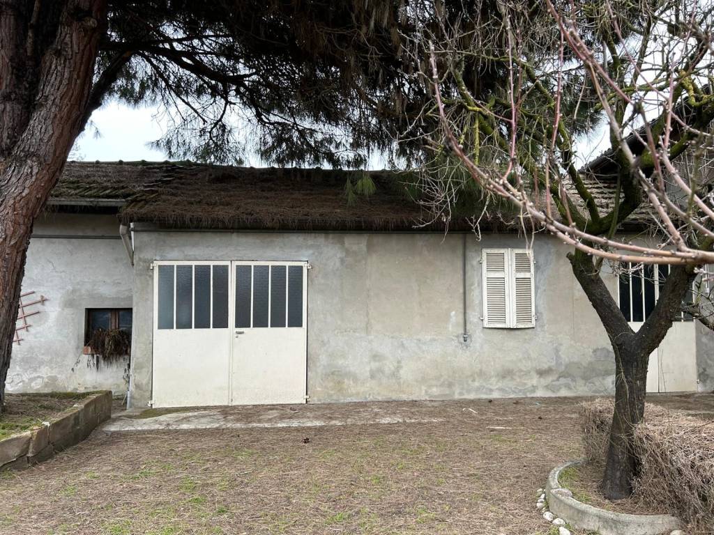 Casa indipendente a Motta de' conti in Vicolo Conti Langosco della Motta, 4 - Foto 3