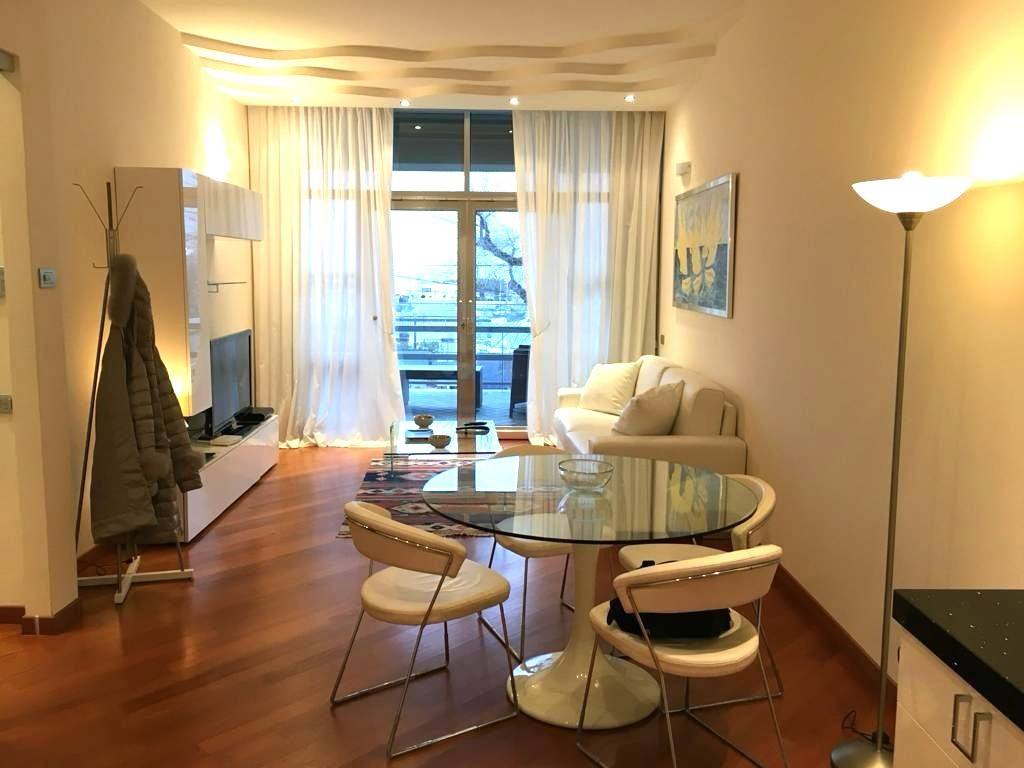 Appartamento a Riccione in Viale Gabriele D'Annunzio, 1 - Foto 2