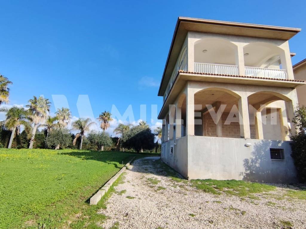 Villa a Scicli in Strada Provinciale Donnalucata-Cava d'Aliga - Foto 3