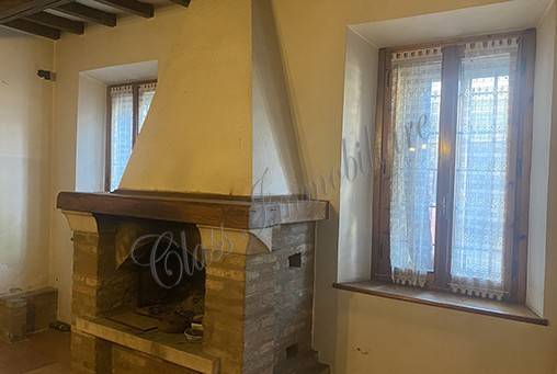 Casa indipendente a Castellucchio in Via Giacomo Matteotti - Foto 4