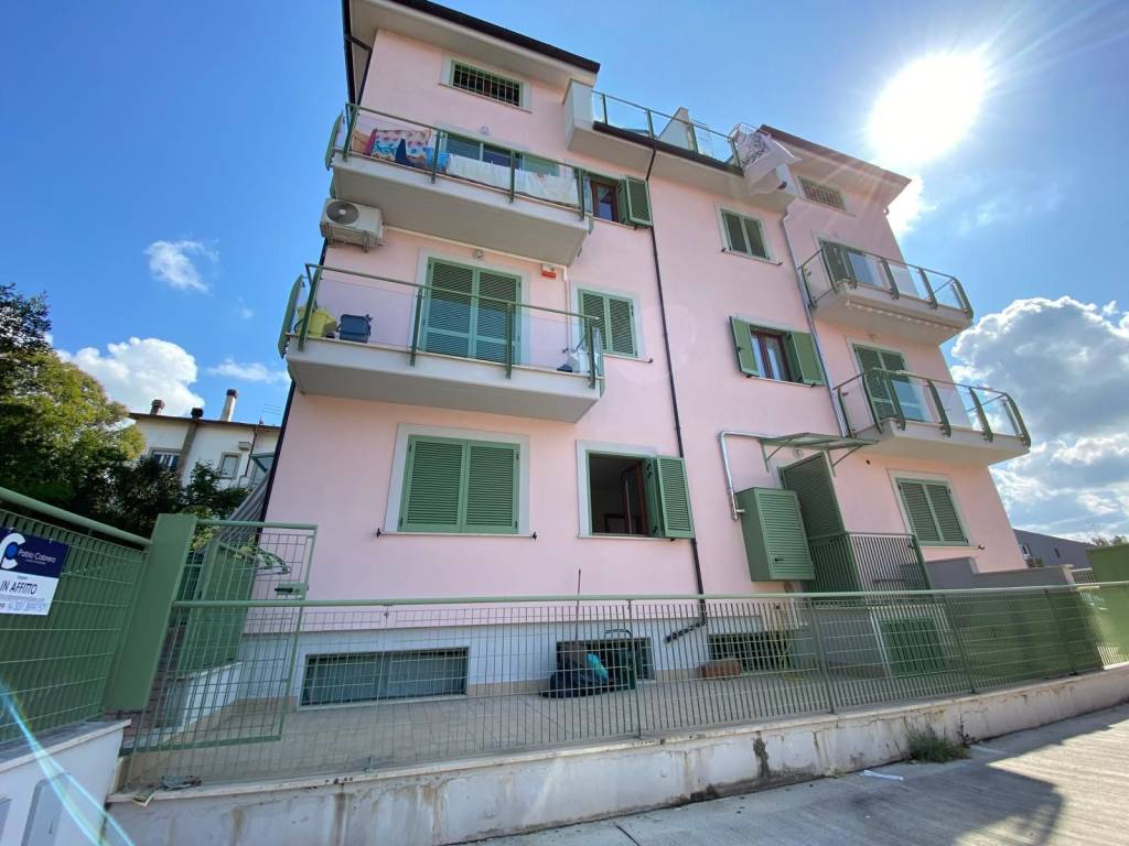 Appartamento a Fara in sabina in Via San Lorenzo Siro, 7 - Foto 3