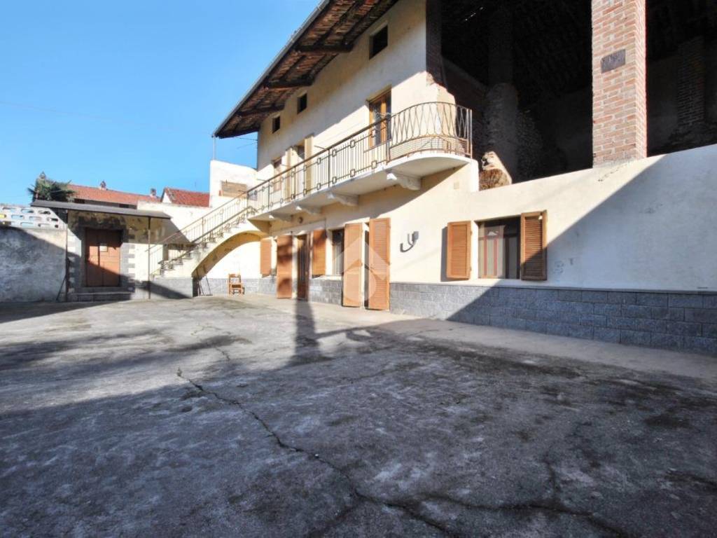 Rustico / casale a Borgo d'ale in Via Alessandro Manzoni, 11 - Foto 3