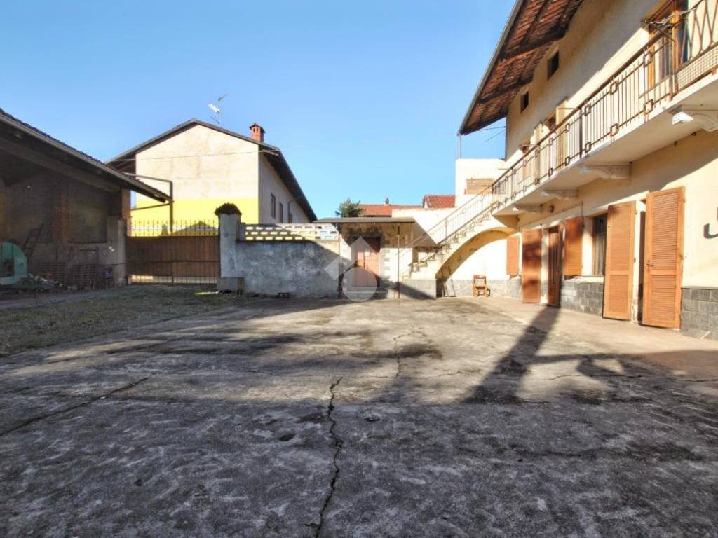 Rustico / casale a Borgo d'ale in Via Alessandro Manzoni, 11 - Foto 4