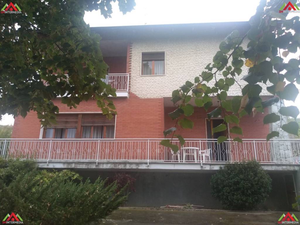 Villa a Nizza monferrato in Strada Alessandria - Foto 2