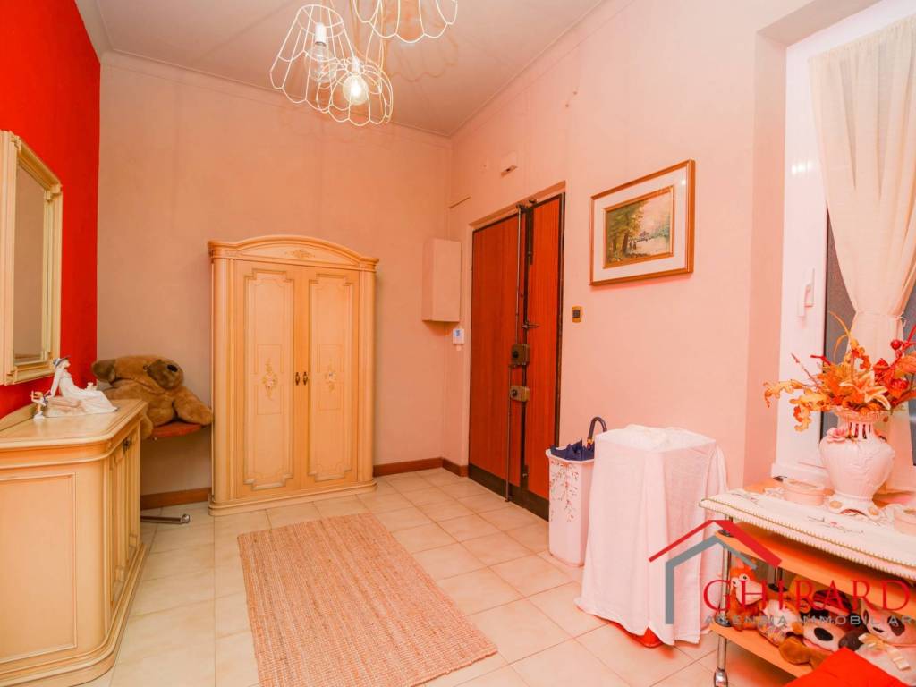 Appartamento a Genova in Via Giovanni Ambrogio Molfino, 6 - Foto 2