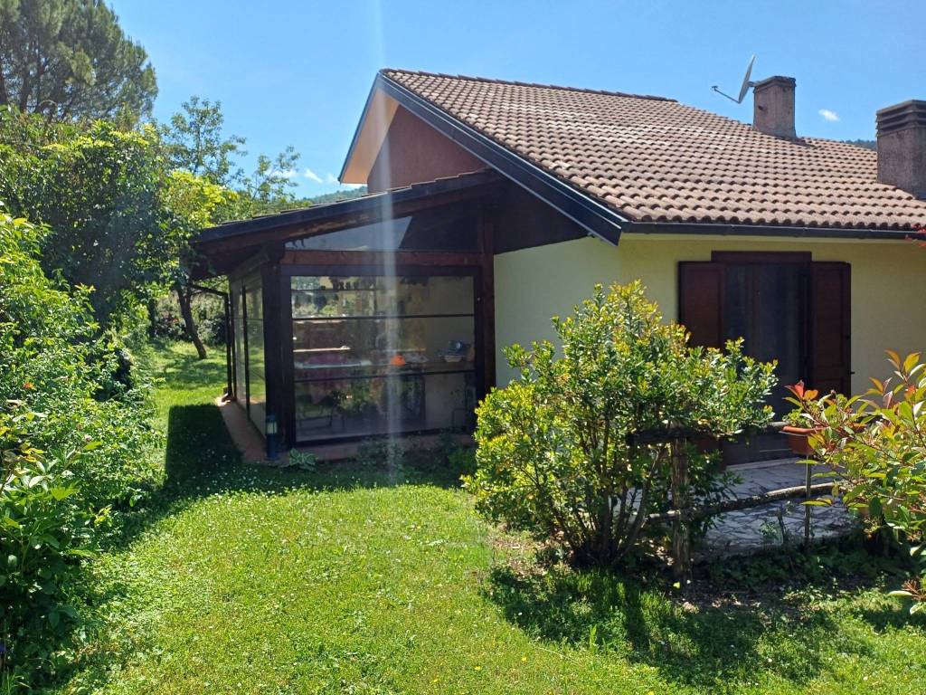 Villa a Borbona in Via Santa Maria del Monte - Foto 5