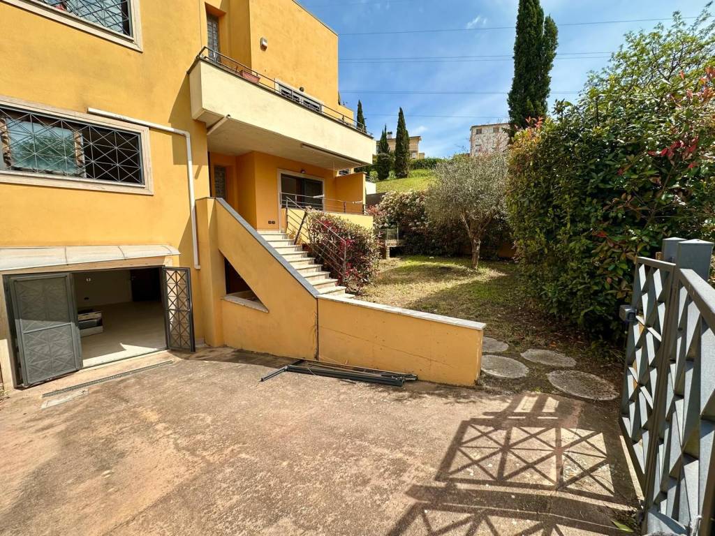 Appartamento a Roma in Via Olginate, 70 - Foto 2