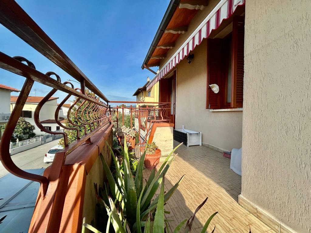 Appartamento a Montemurlo in Via Casini - Foto 2