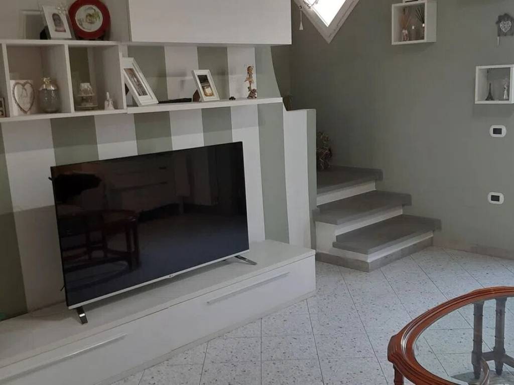 Villa a Monsummano terme in Via Francesca Violi - Foto 4