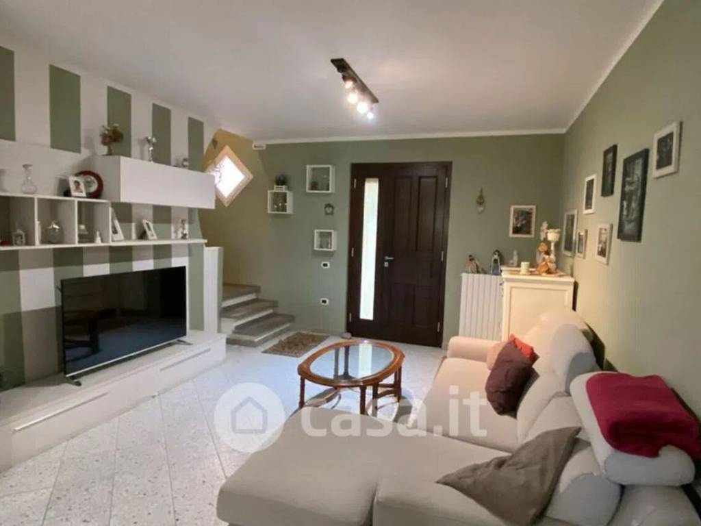 Villa a Monsummano terme in Via Francesca Violi - Foto 5