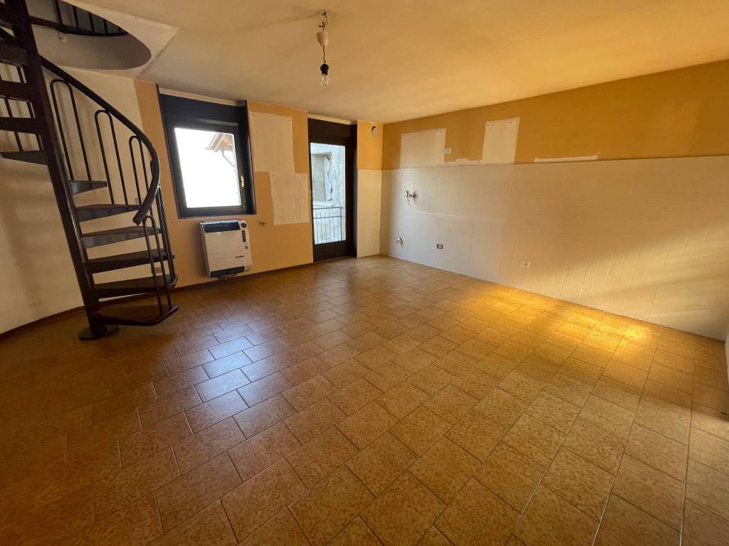 Casa indipendente a Caiolo in Via Guglielmo Marconi - Foto 4