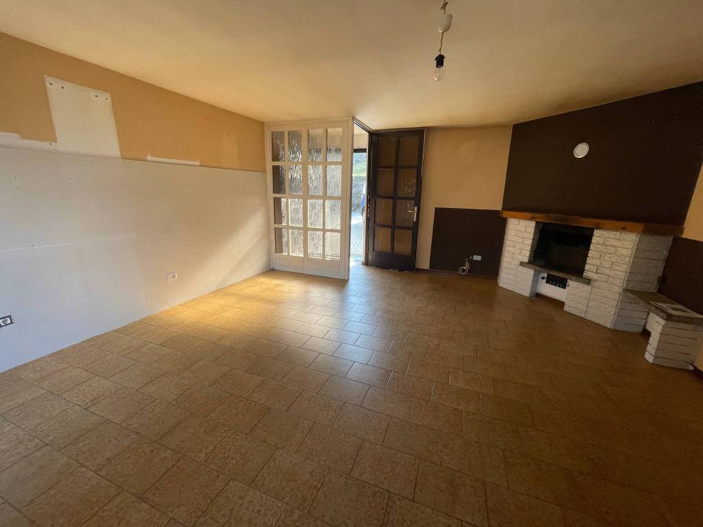 Casa indipendente a Caiolo in Via Guglielmo Marconi - Foto 5