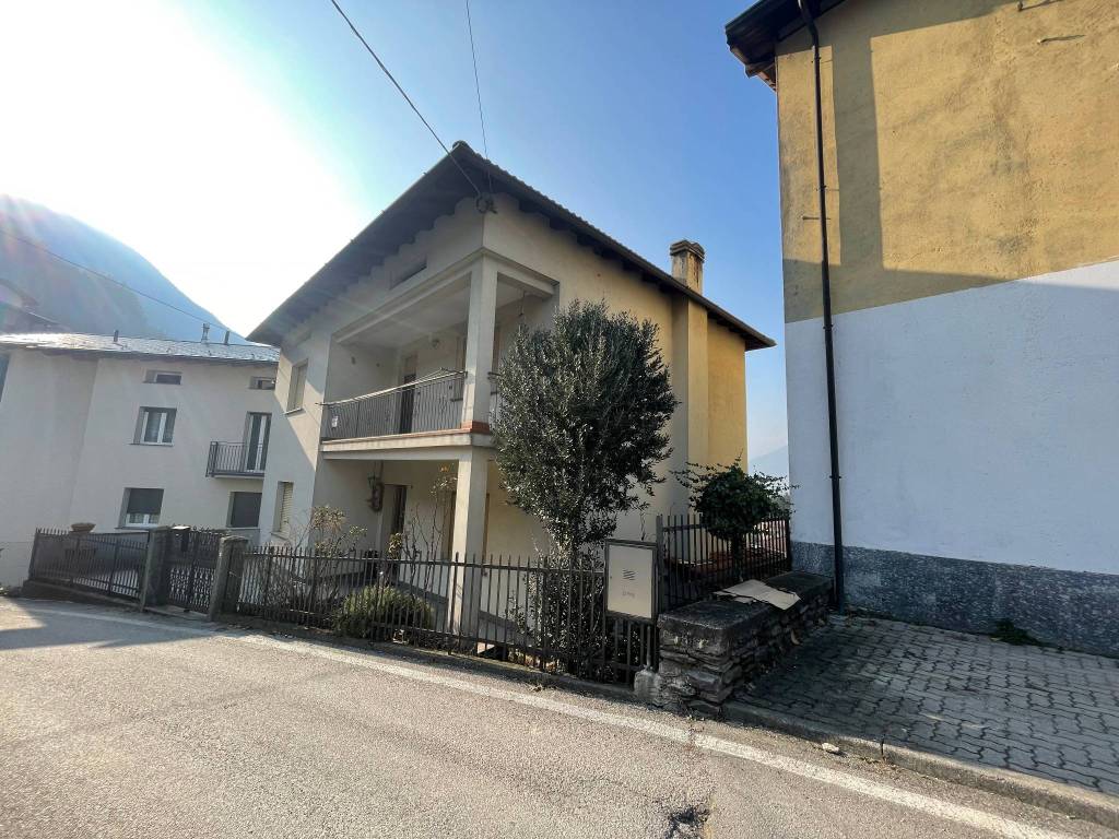 Casa indipendente a Cosio valtellino in Via Grande - Foto 3