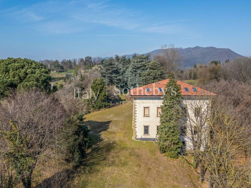 Villa a Merate in Via Solferino - Foto 4