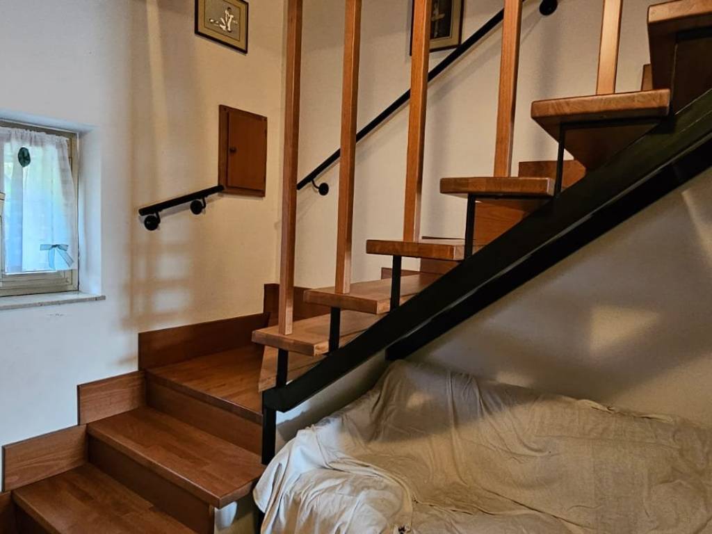 Casa indipendente a Caldiero in Via Monte Rocca - Foto 4
