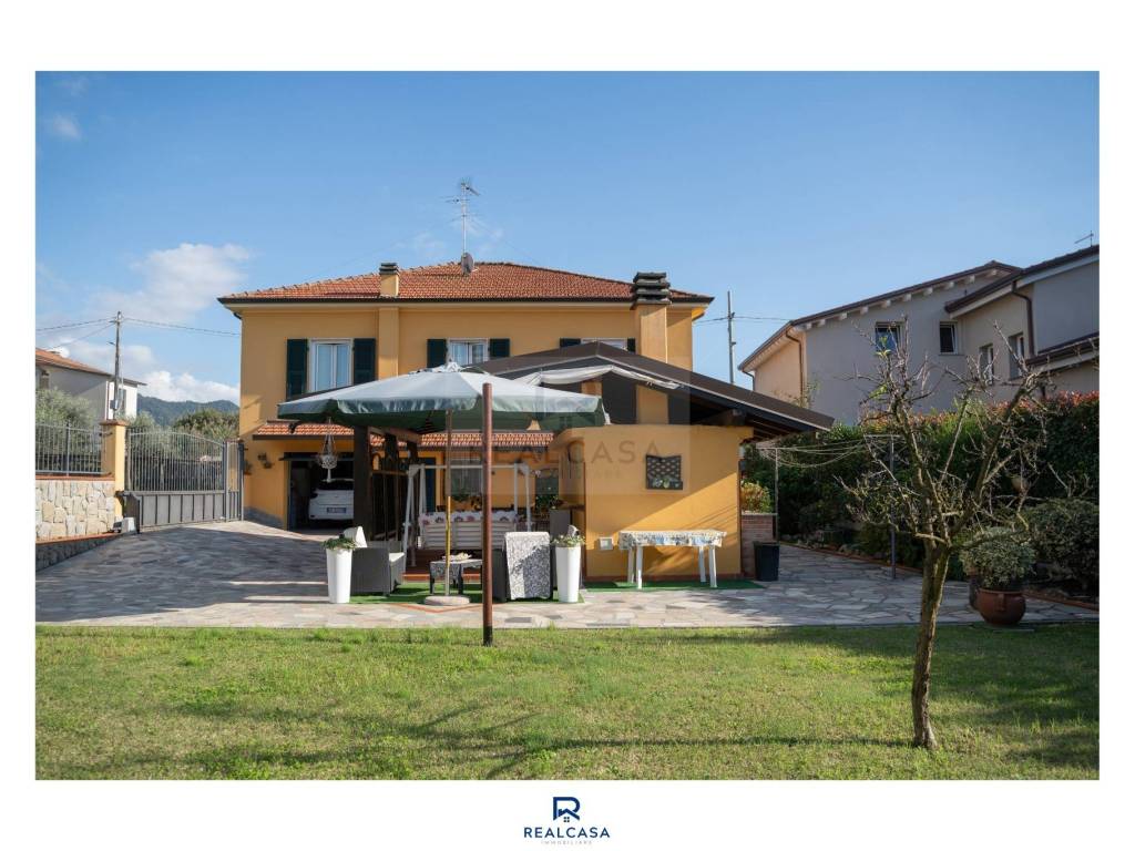 Villa a Castelnuovo magra in Via Canaletto - Foto 2