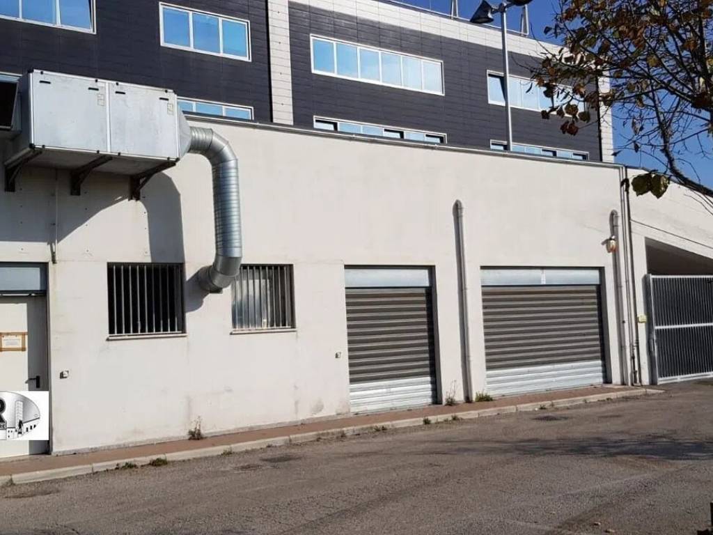 Immobile a Aprilia in Via Aldo Moro S.N.C. - Foto 2