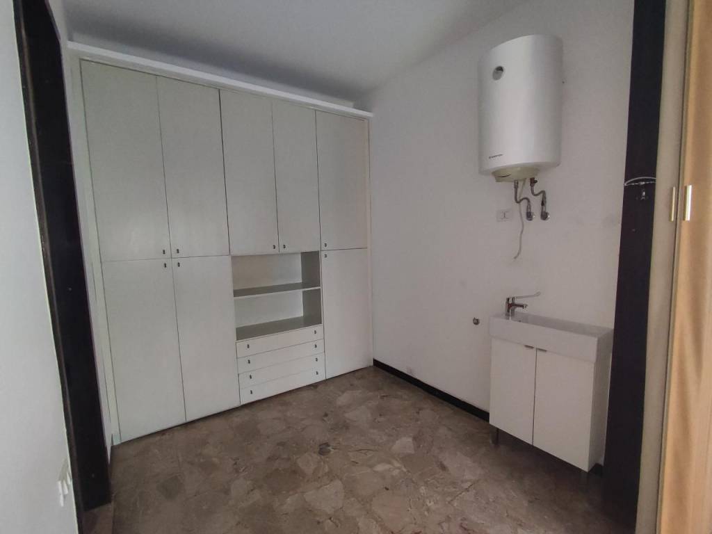 Appartamento a Cremona in Via Francesco Robolotti, 14 - Foto 2