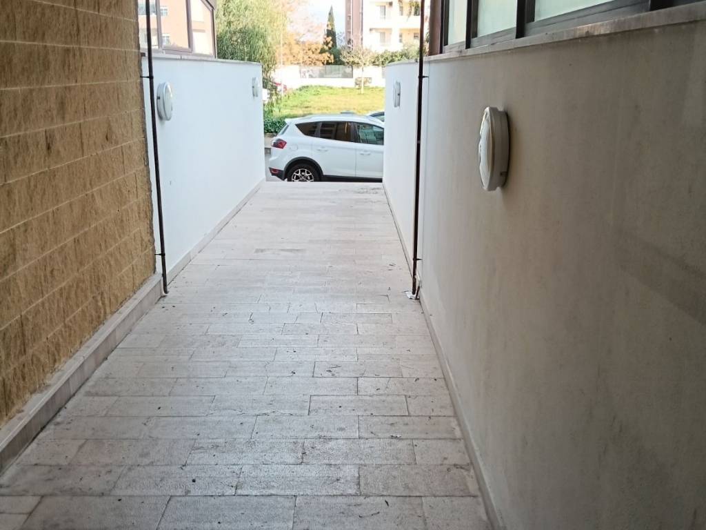 Appartamento a Lecce in Viale Alberto Sordi - Foto 2