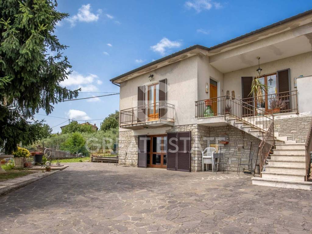Villa a Castiglione del lago in Località Pineta - Foto 2