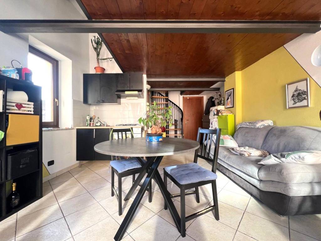 Loft / open space a Canale in Via Aloi, 6 - Foto 2