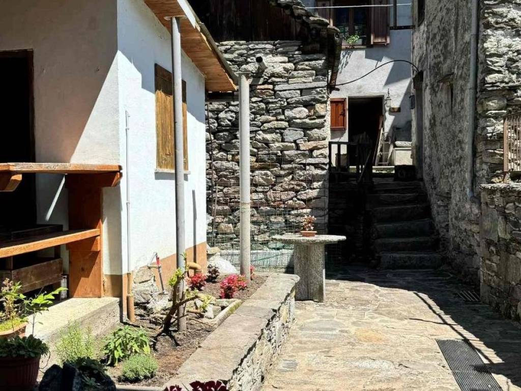 Casa indipendente a Antrona schieranco in Frazione Schieranco, 19 - Foto 4