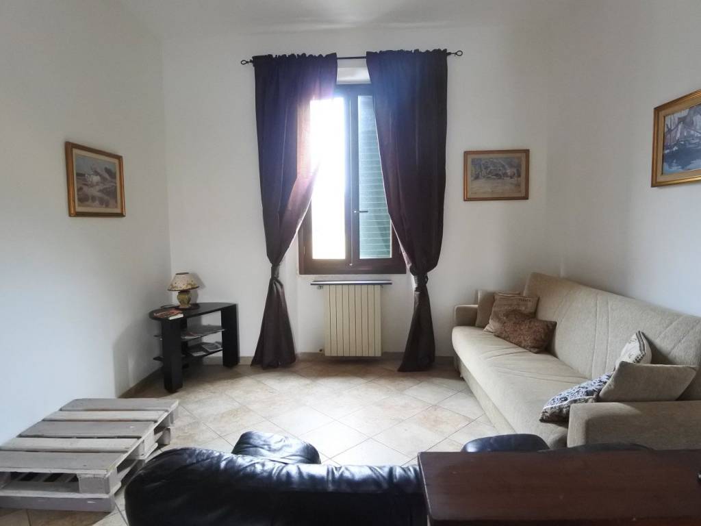 Appartamento a Prato in Via Antonio Marini - Foto 2