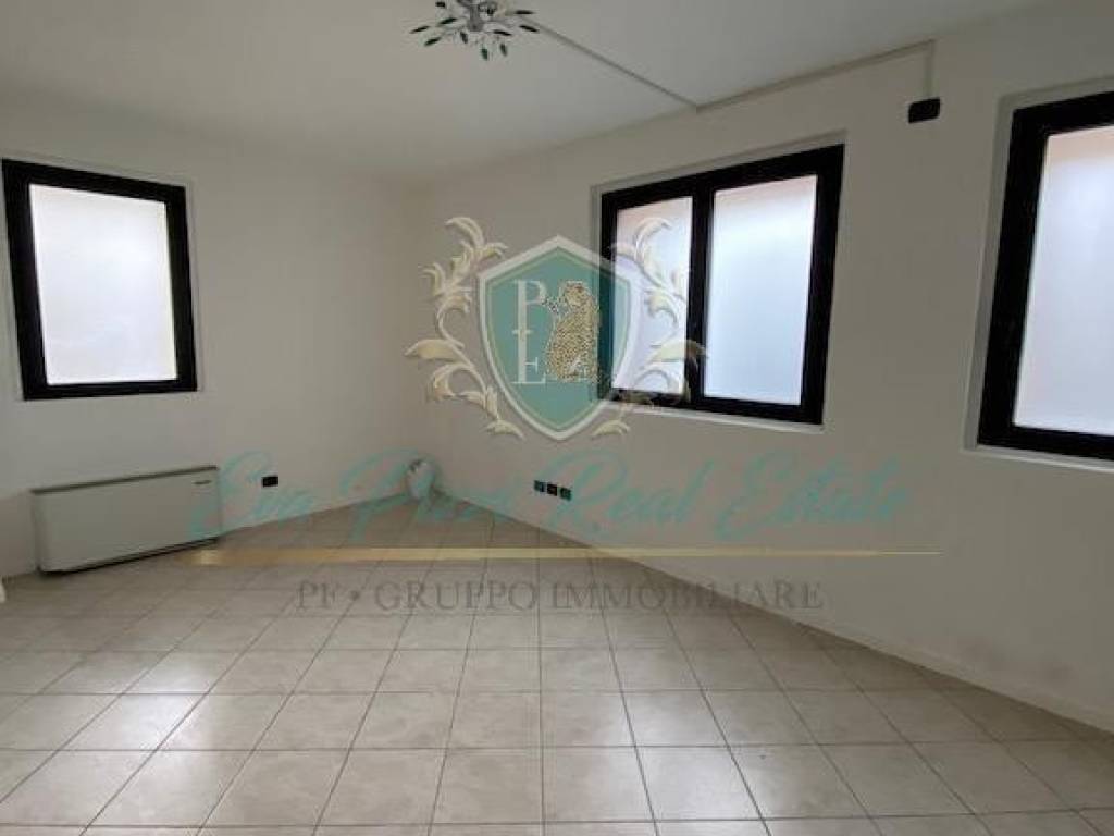 Appartamento a Lodi vecchio in Via Cavalieri di Vittorio Veneto - Foto 2