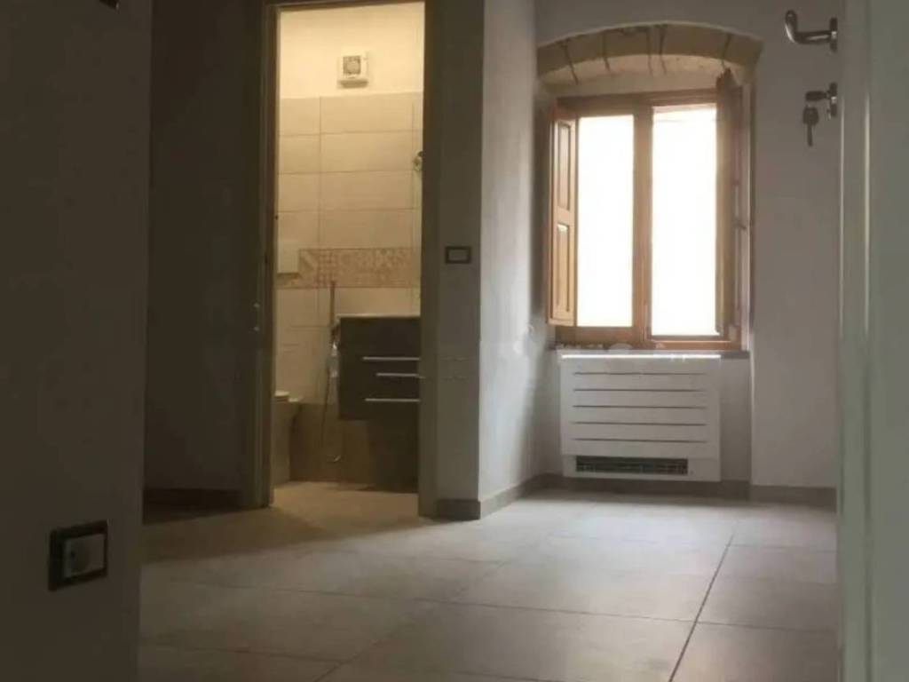 Casa indipendente a Cuglieri in Via Basilica - Foto 2