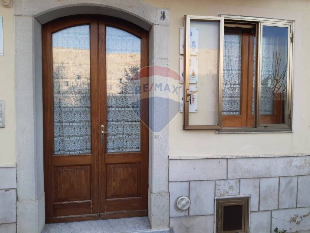 Casa indipendente a Monteleone di puglia in Vicolo II Rione Paglia, 5 - Foto 4