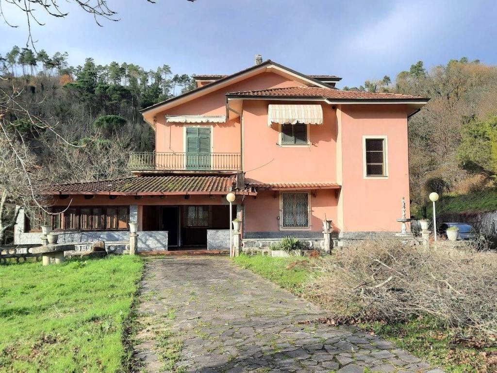 Villa a Rocchetta di vara - Foto 2