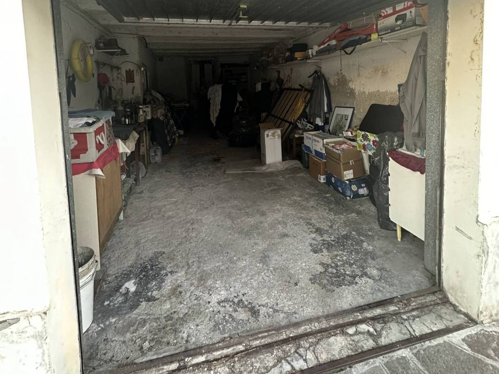 Box / garage a Chiaravalle in Via Fratelli Bandiera, 27 - Foto 3