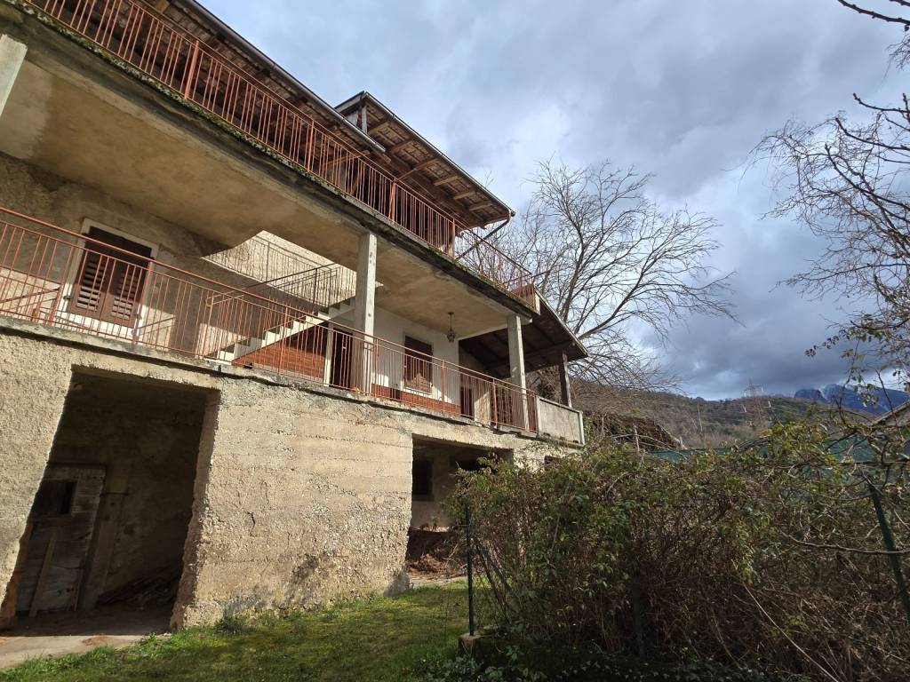 Rustico / casale a Cavedine in Via Antonio Rosmini - Foto 3