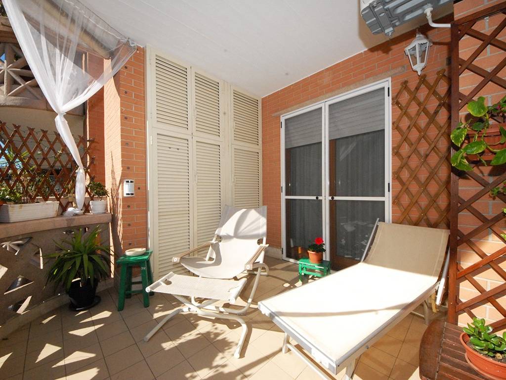 Appartamento a Roma in Via di Val Cannuta, 181 - Foto 2