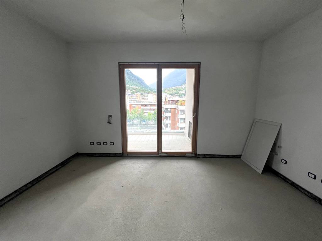 Appartamento a Sondrio in Piazza Carini - Foto 4