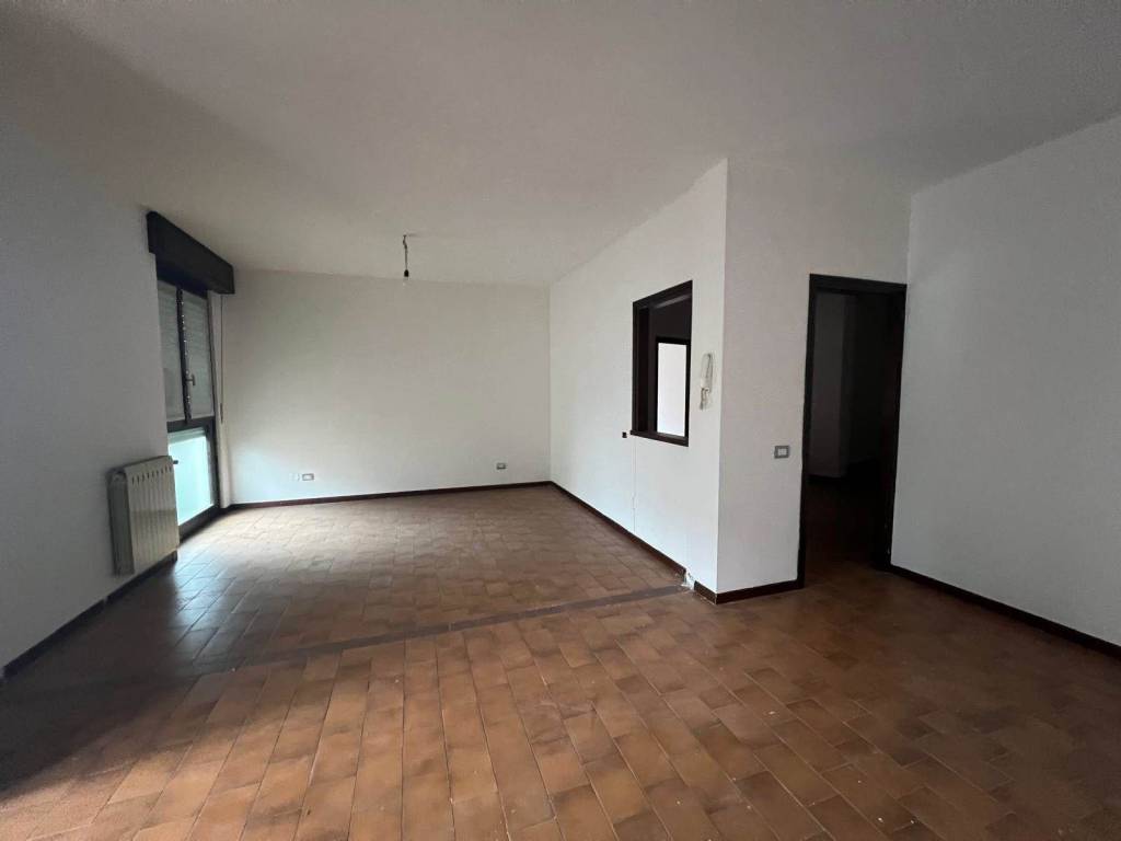 Appartamento a Sondrio in Via Aldo Moro - Foto 2