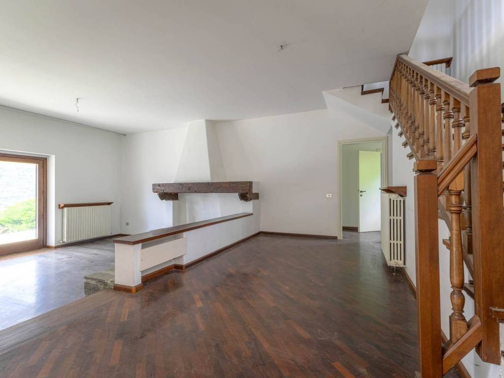 Villa a Sondrio in Frazione Sant'Anna - Foto 2