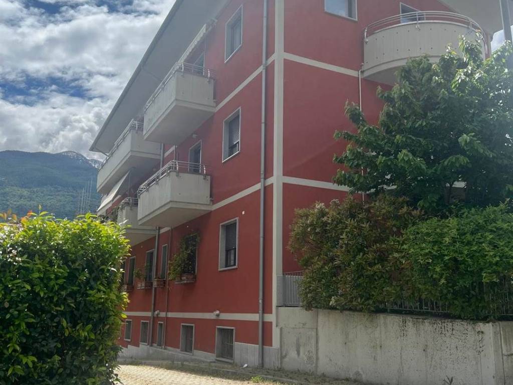 Box / garage a Sondrio in Via Lusardi - Foto 2