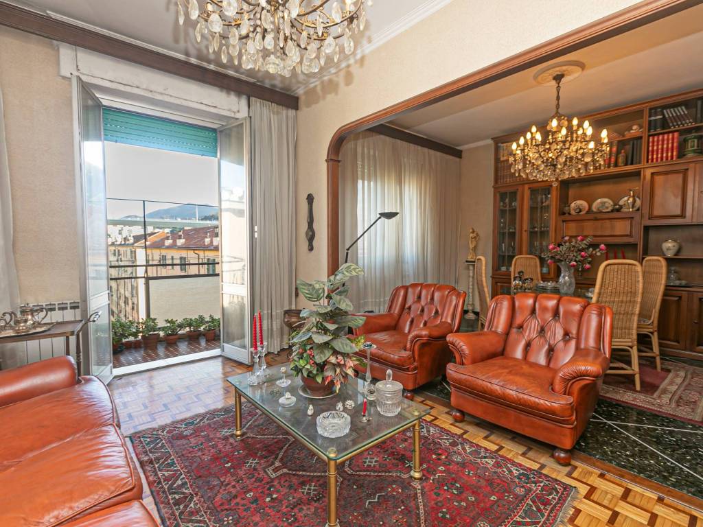 Appartamento a Genova in Via Walter Fillak - Foto 2