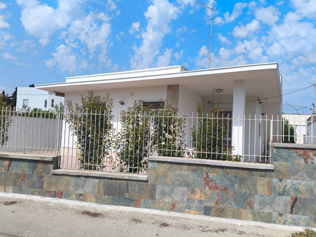 Villa a Lecce in Via Ortona, 9 - Foto 2