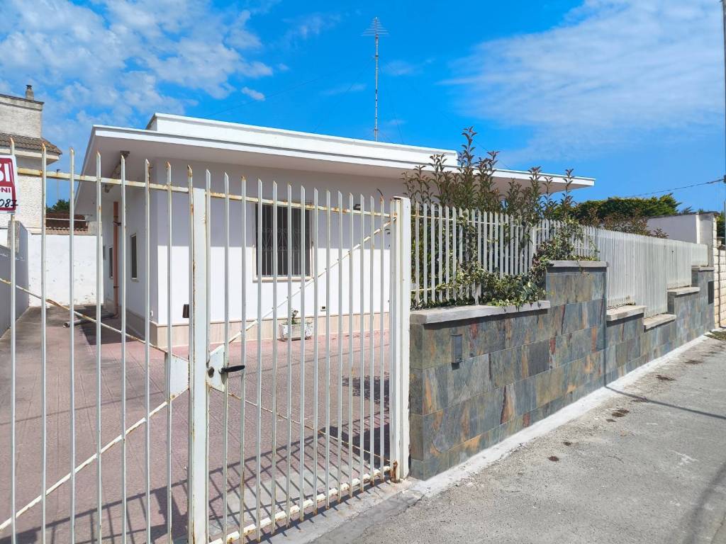 Villa a Lecce in Via Ortona, 9 - Foto 3