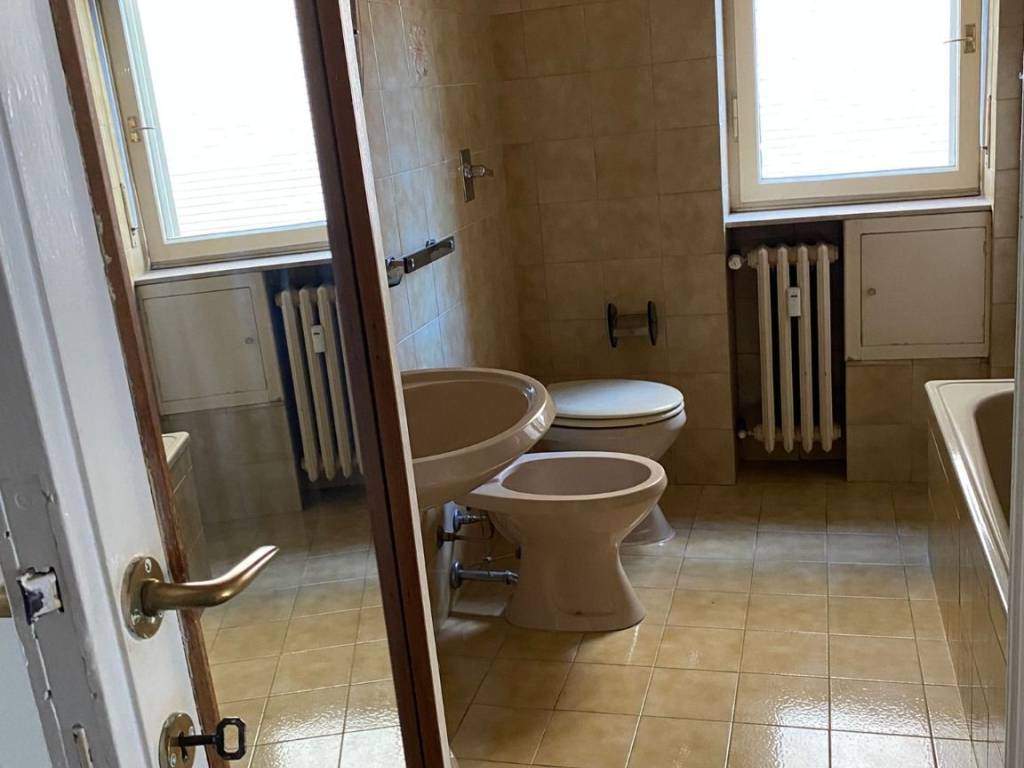 Appartamento a Vercelli in Piazza Risorgimento, 7 - Foto 4