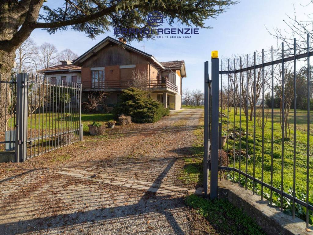 Villa a Parma in Strada Mulattiera Superiore, 28 - Foto 2